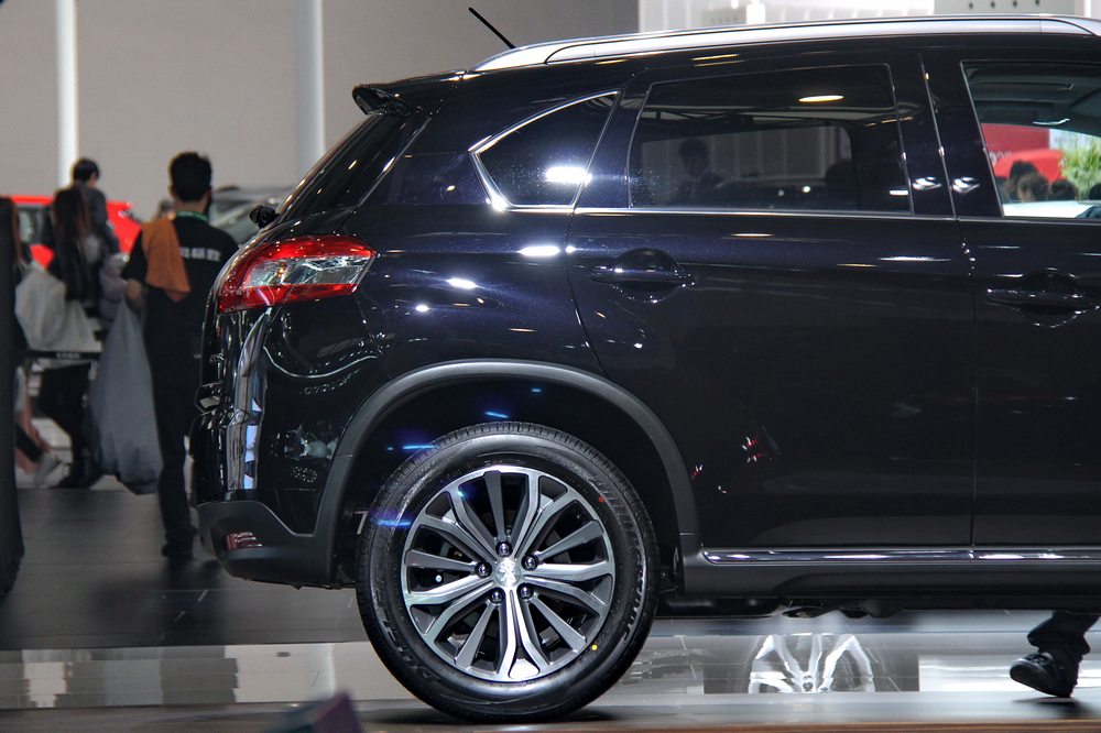 標(biāo)致4008(進(jìn)口)車展高清大圖