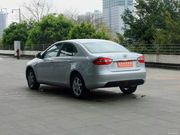 2012款 1.8L MT 商務(wù)豪華型 2012款 1.8L MT 商務(wù)豪華型