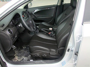 2012款 1.8L MT 商務豪華型