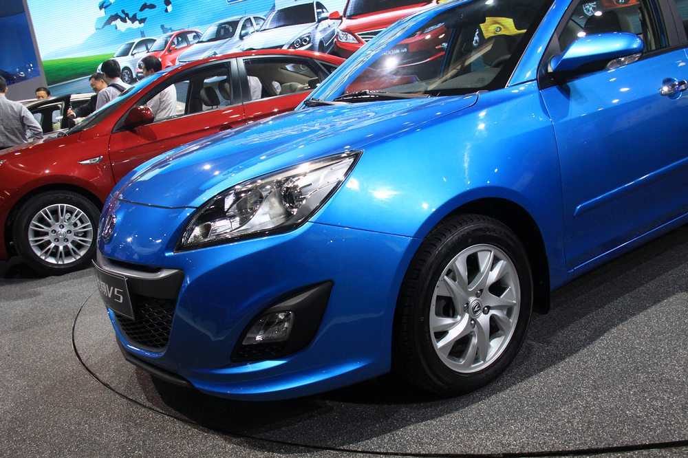 悅翔V5車展高清大圖