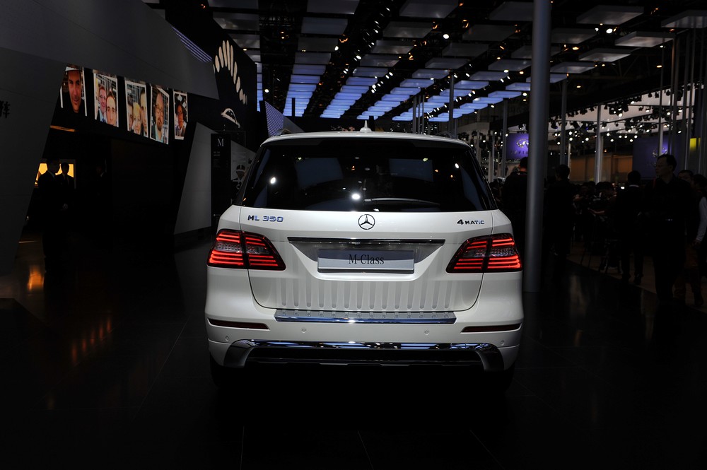 奔馳M級(jí)車展高清大圖
