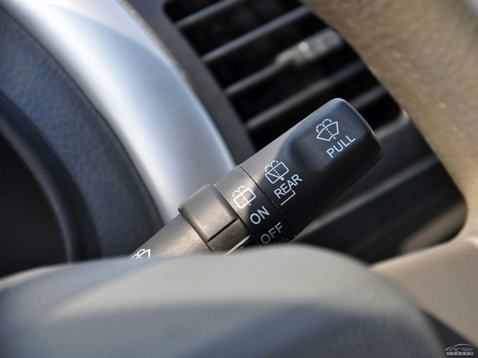 迷迪內(nèi)飾高清大圖