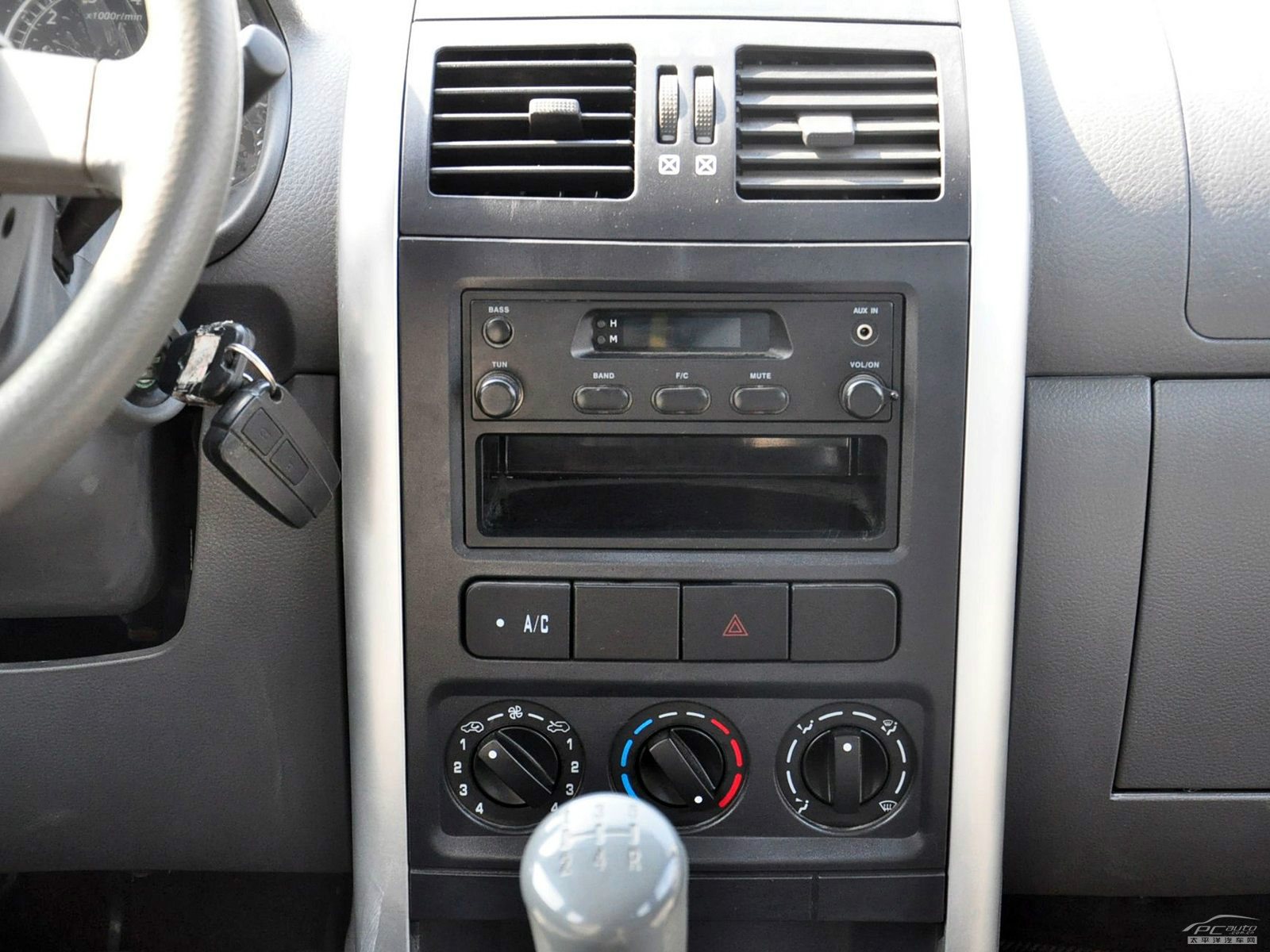 迷迪內(nèi)飾高清大圖