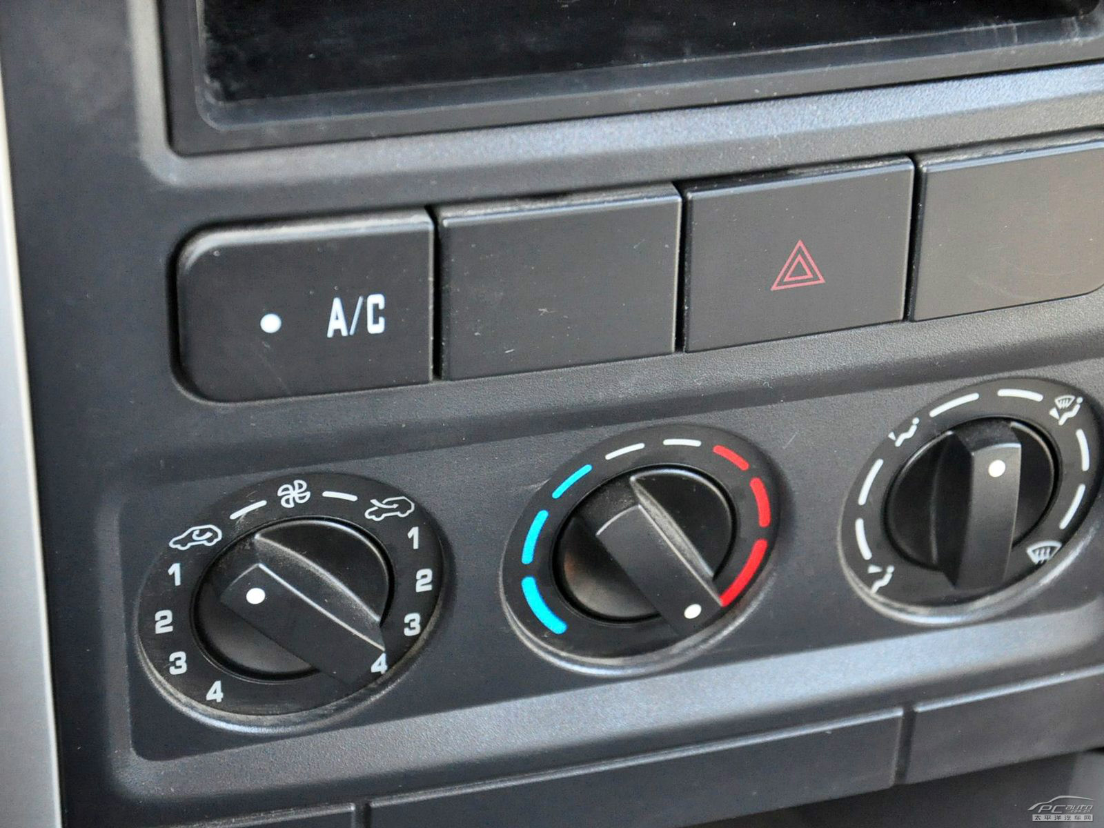 迷迪內(nèi)飾高清大圖