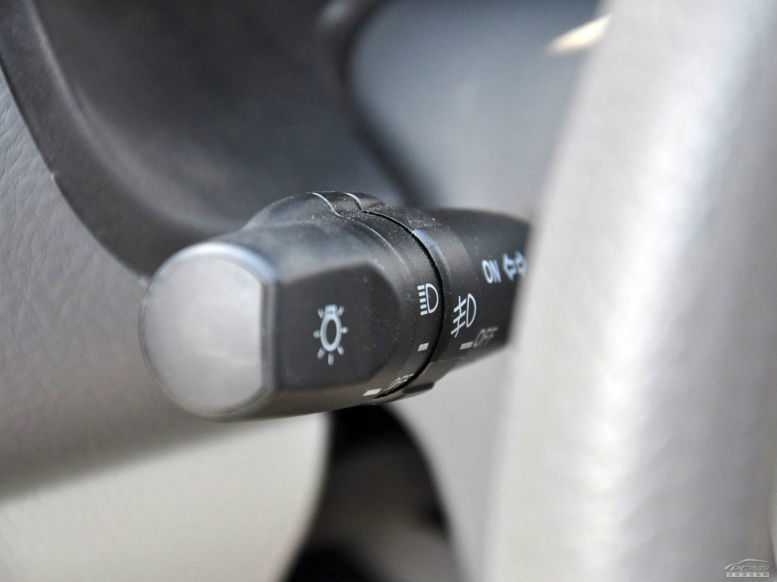 迷迪內(nèi)飾高清大圖