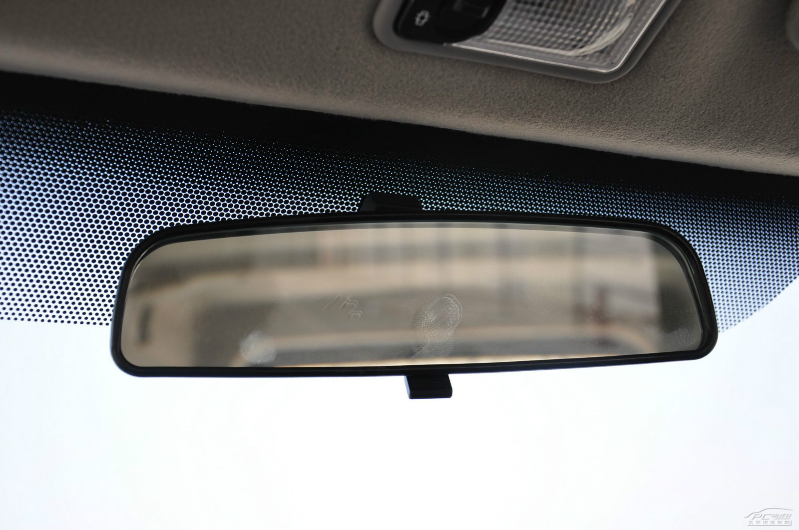 迷迪內(nèi)飾高清大圖