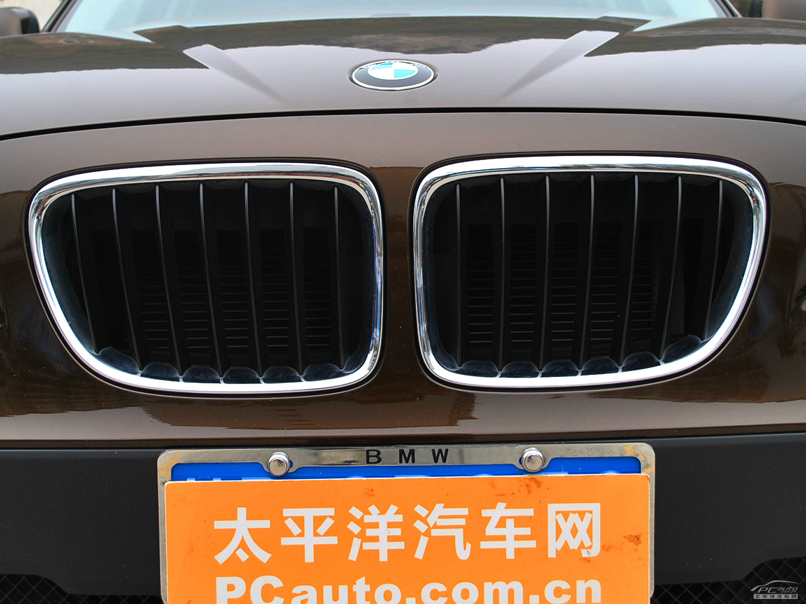 寶馬X1外觀高清大圖