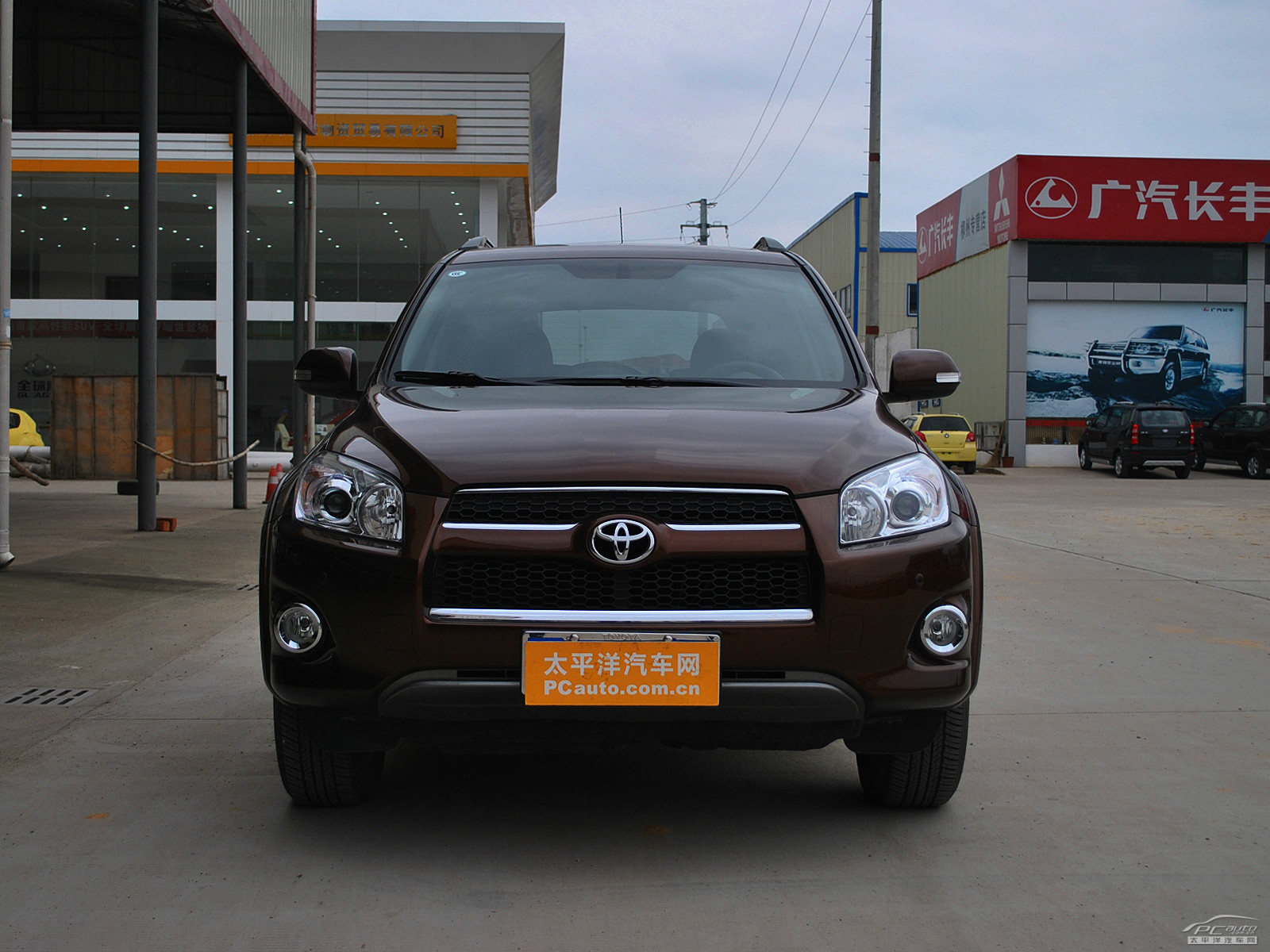 RAV4榮放外觀高清大圖
