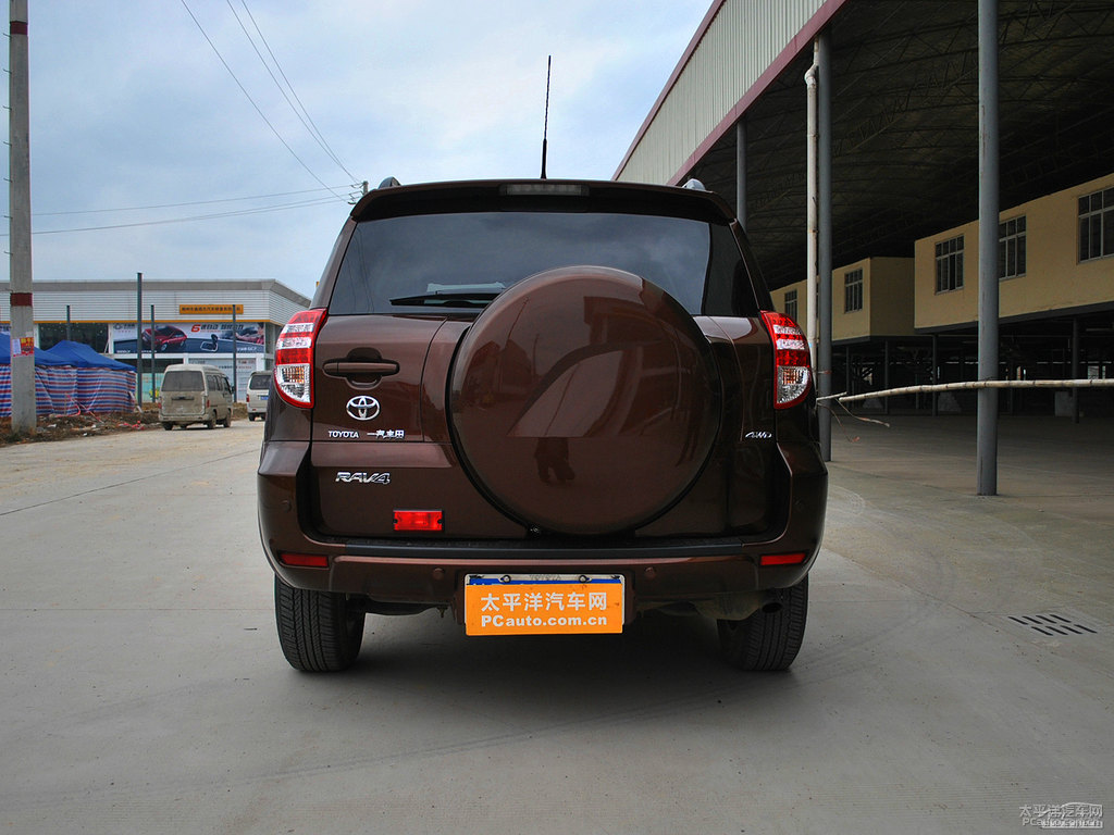 深棕云母色RAV4榮放外觀圖片