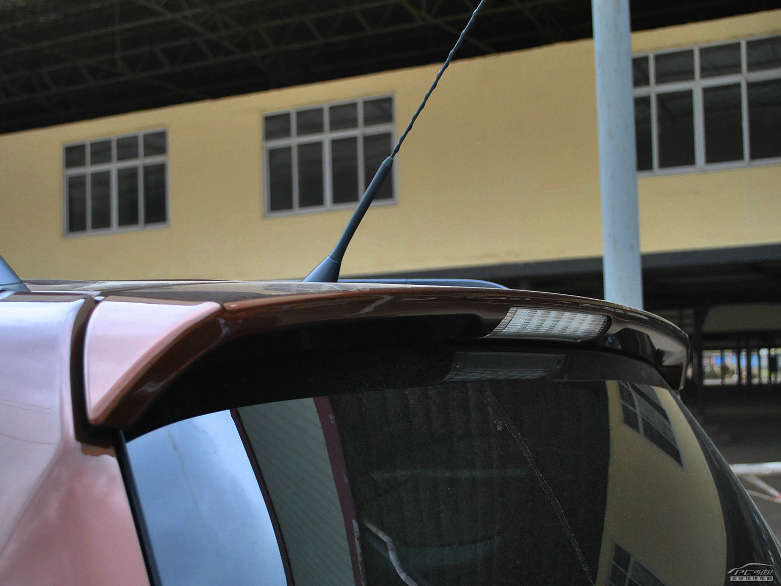 RAV4榮放外觀高清大圖