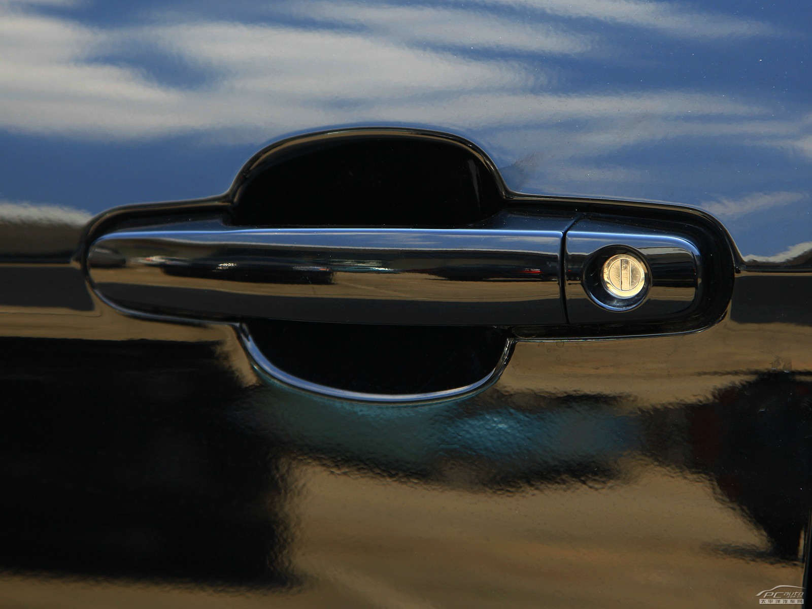 華泰B11外觀高清大圖