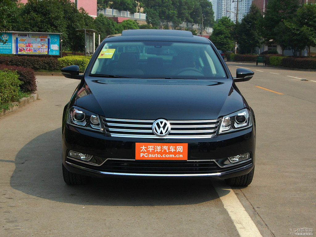 深黑邁騰外觀圖片