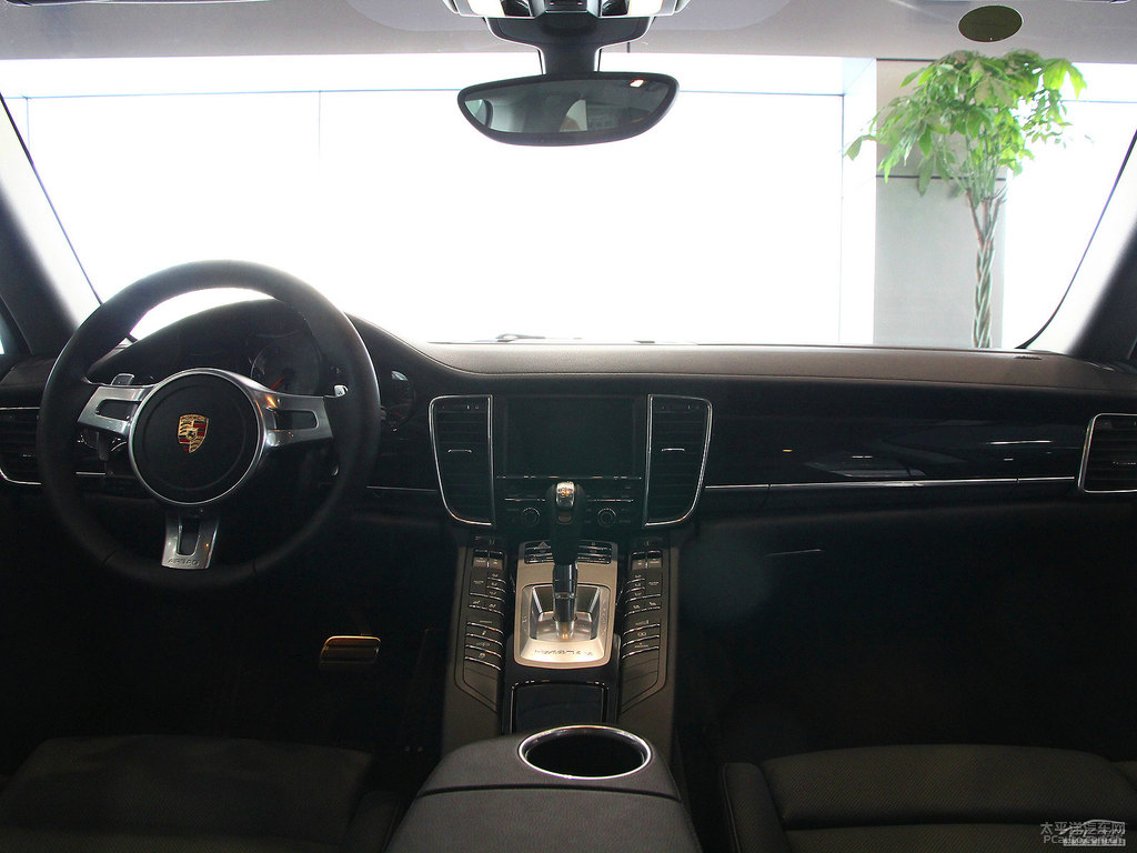 (x)Panamera(ni)DƬ