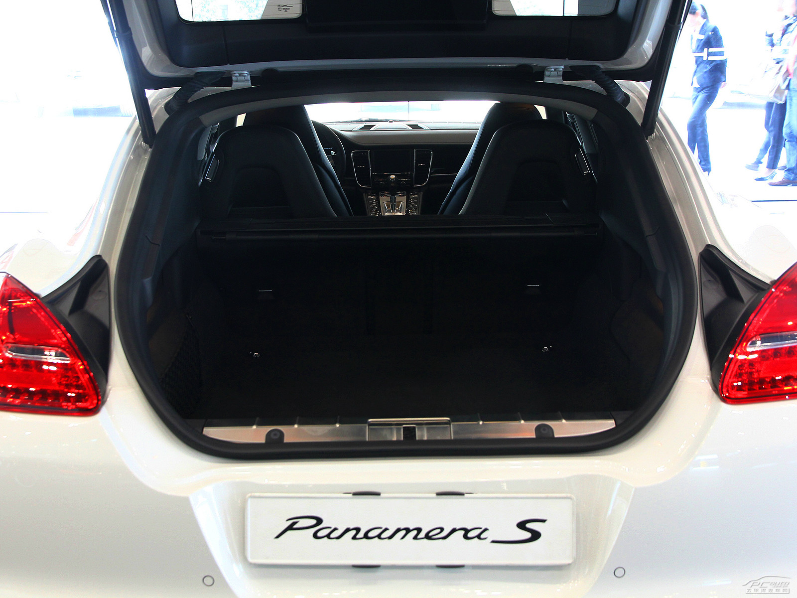 Panamera空間高清大圖