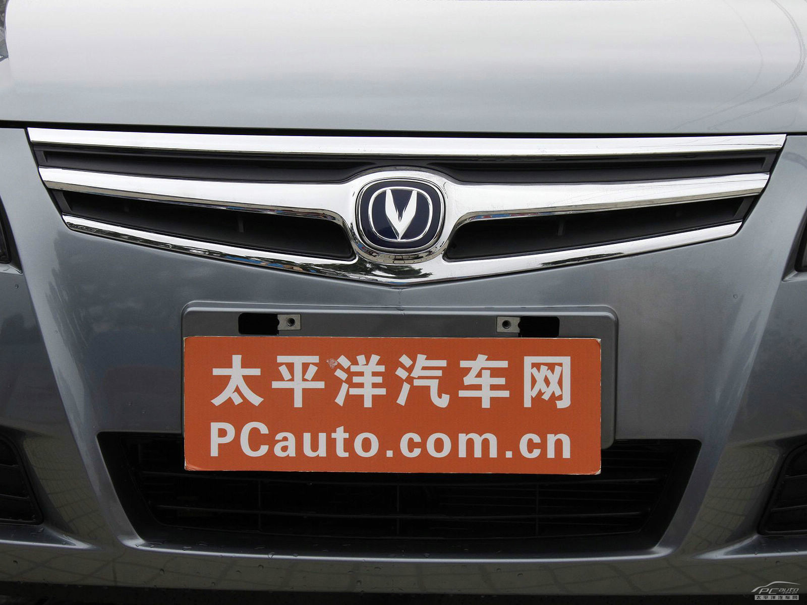 長(zhǎng)安CX30外觀高清大圖