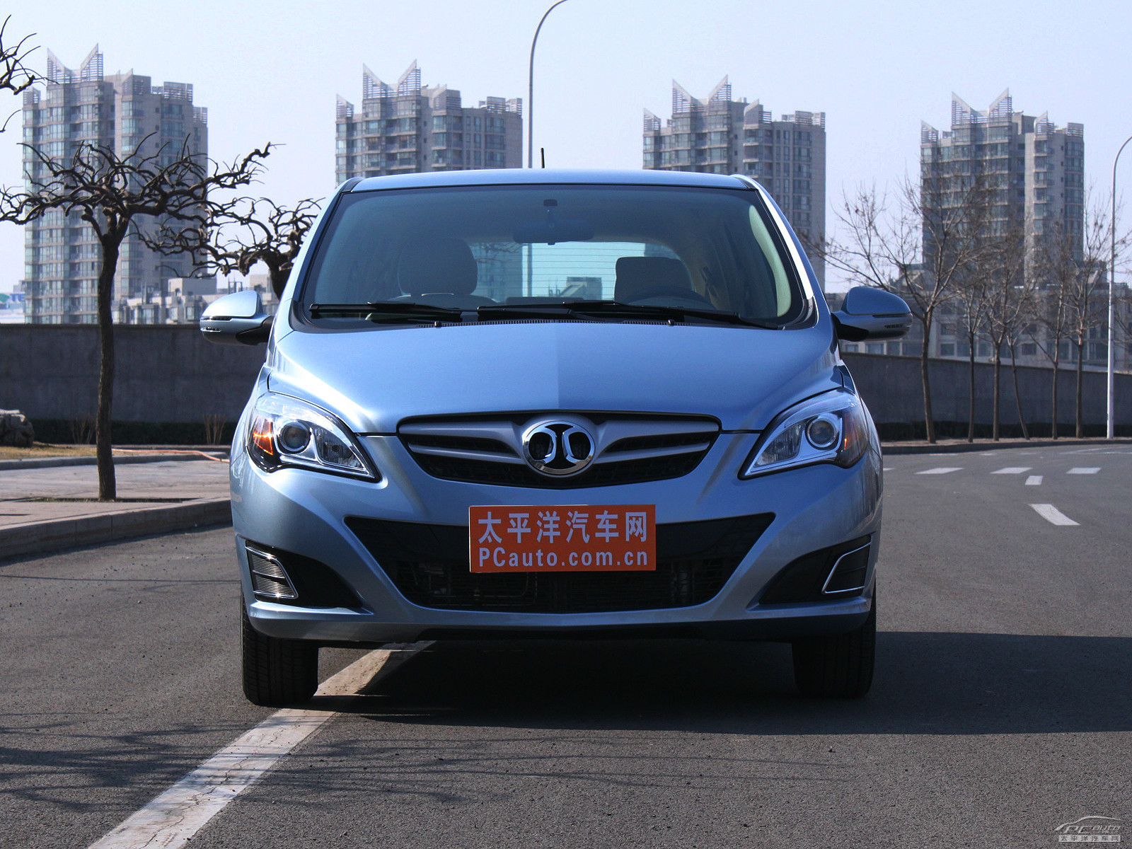 北京汽車E系列外觀高清大圖