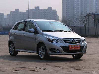 北京汽车E系列 2012款 两厢 1.5L 自动乐享版