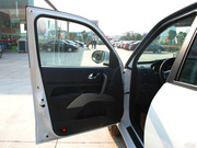 2012款 2.0L 手動都市精英型 2012款 2.0L 手動都市精英型