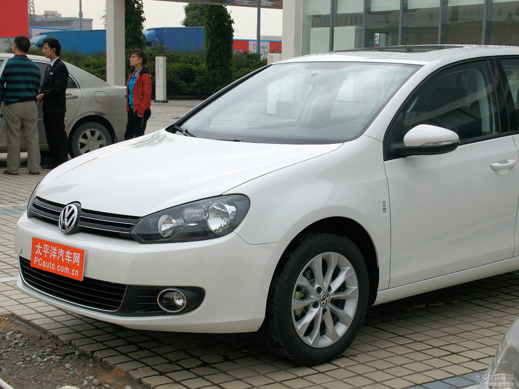 糖果白高爾夫車頭外觀圖片