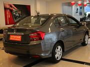 2012款 1.5L MT 舒適版 2012款 1.5L MT 舒適版