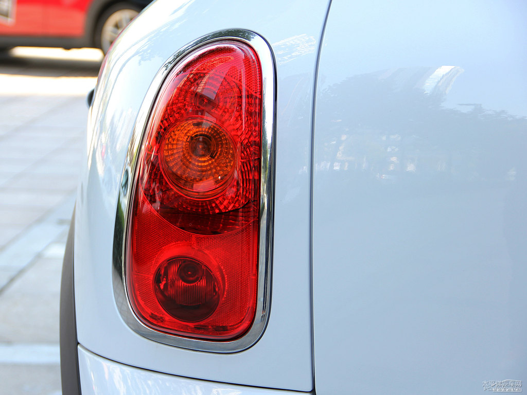 ˮyMINI COUNTRYMAN܇β^DƬ