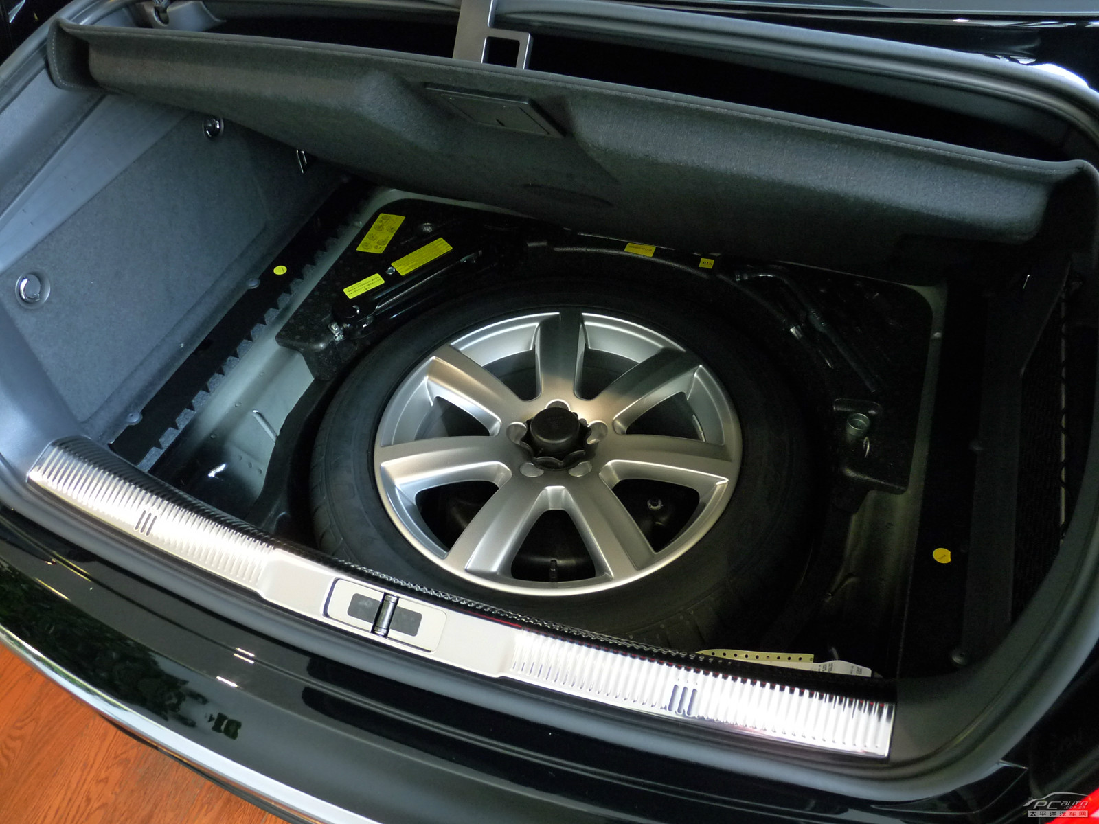 輝騰細(xì)節(jié)高清大圖