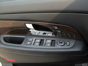 2011款 3.2L 四驅(qū)豪華導(dǎo)航版 2011款 3.2L 四驅(qū)豪華導(dǎo)航版