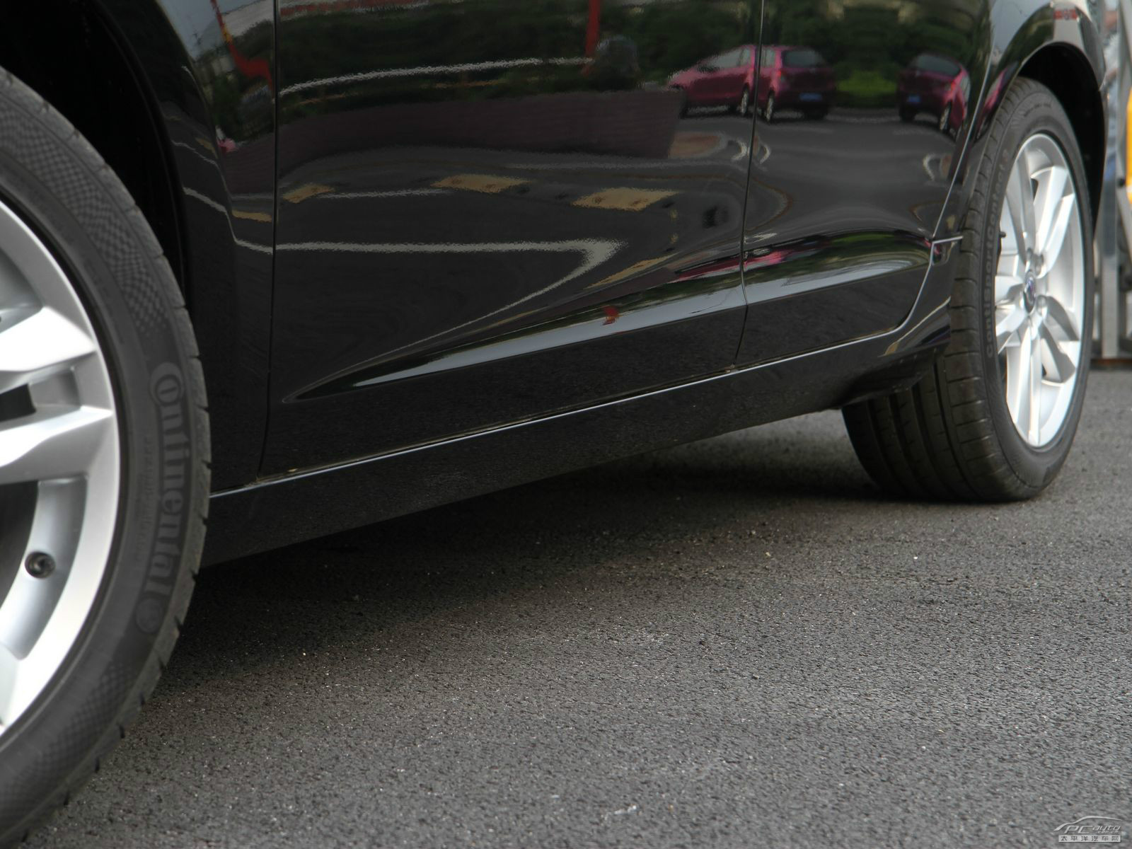 沃爾沃V60外觀高清大圖