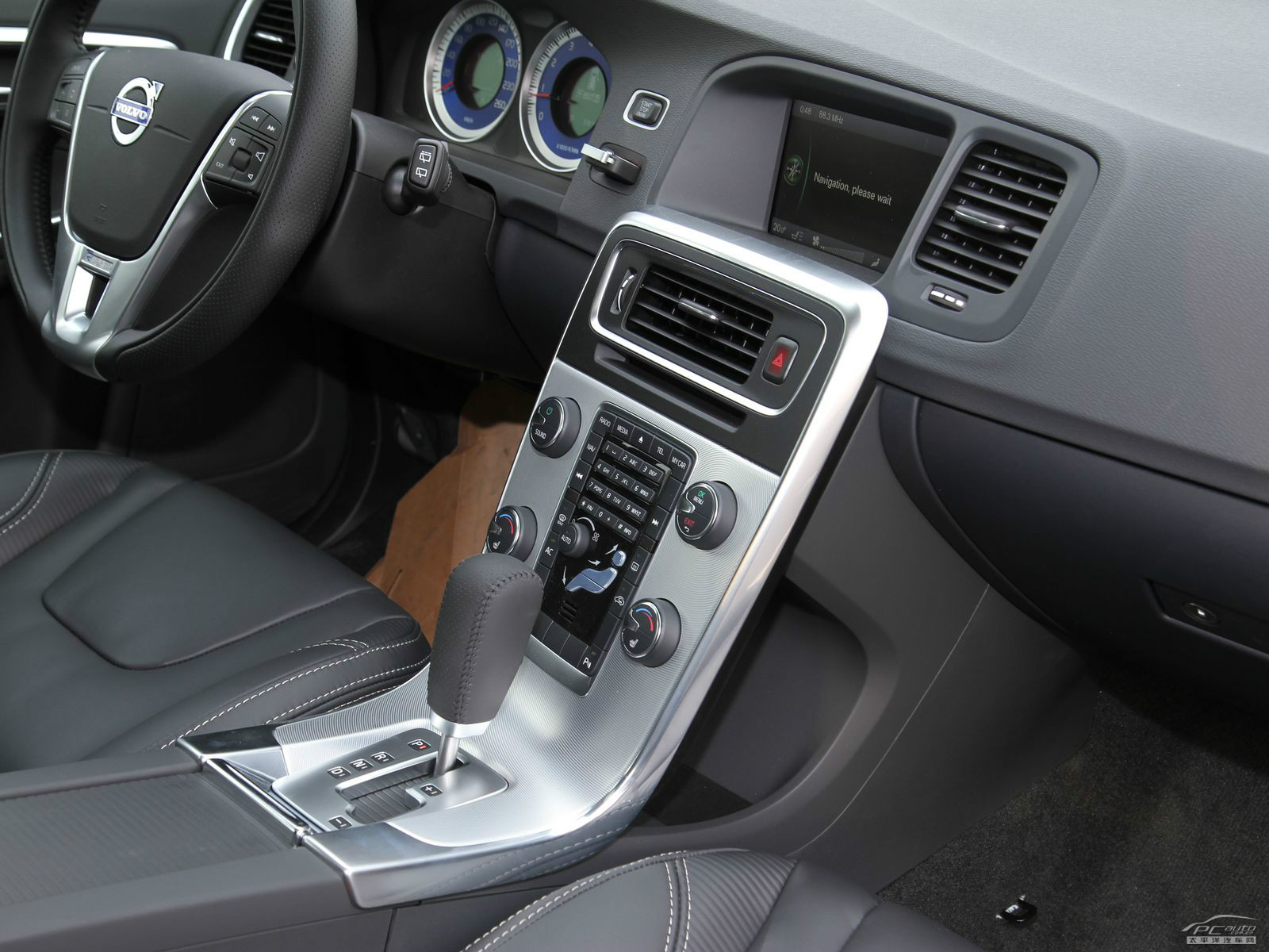沃爾沃V60內(nèi)飾高清大圖