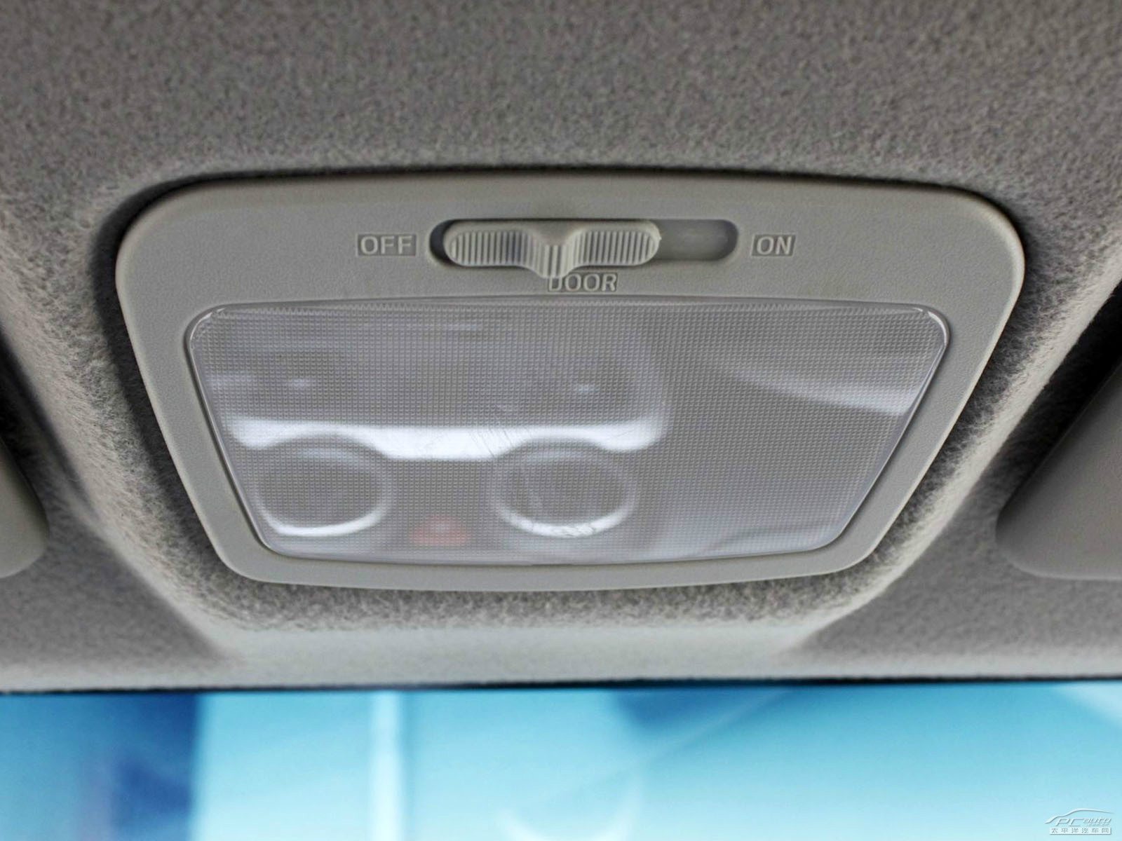 奔奔Mini內(nèi)飾高清大圖