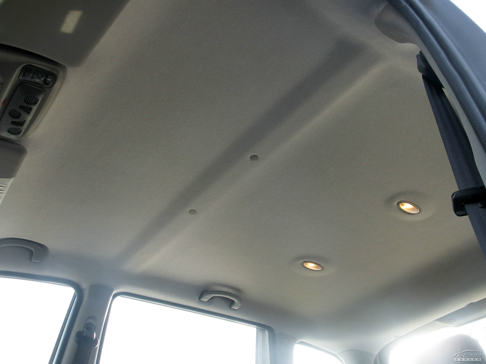 眾泰M300內(nèi)飾高清大圖