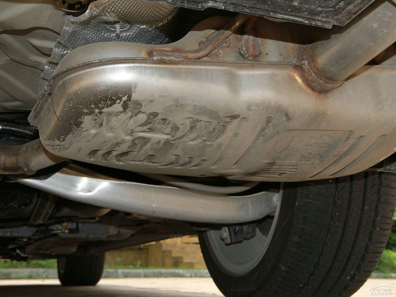 君越細(xì)節(jié)高清大圖