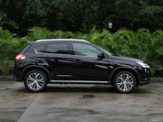 2012款 2.0L 四驅豪華型 2012款 2.0L 四驅豪華型