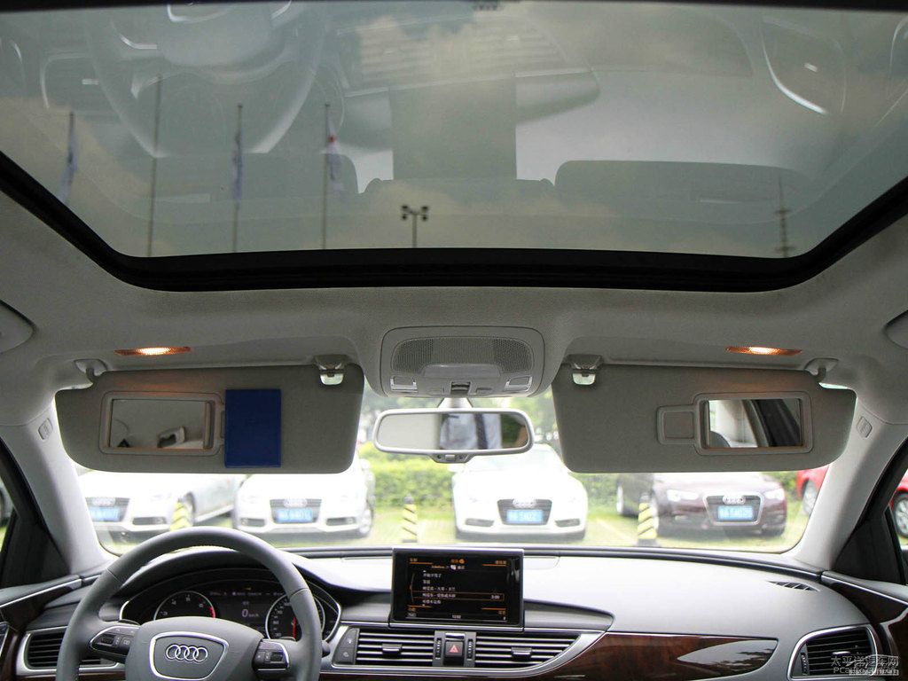 達(dá)科塔灰?jiàn)W迪A6L車廂內(nèi)飾圖片
