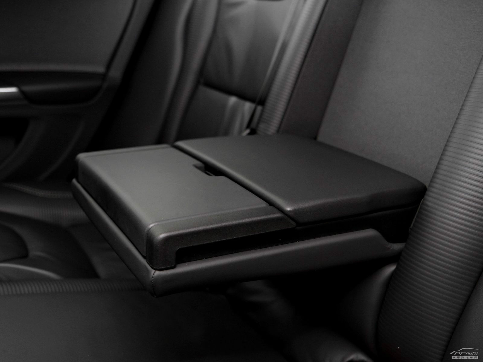 沃爾沃V60內(nèi)飾高清大圖