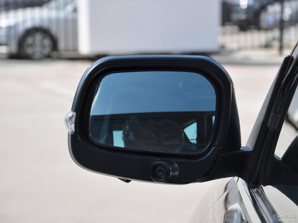 {ǽݴ7 SUV^DƬ