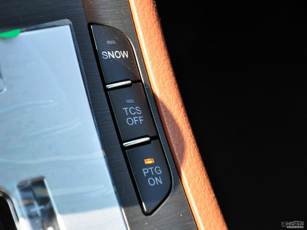 {ǽݴ7 SUV(ni)DƬ