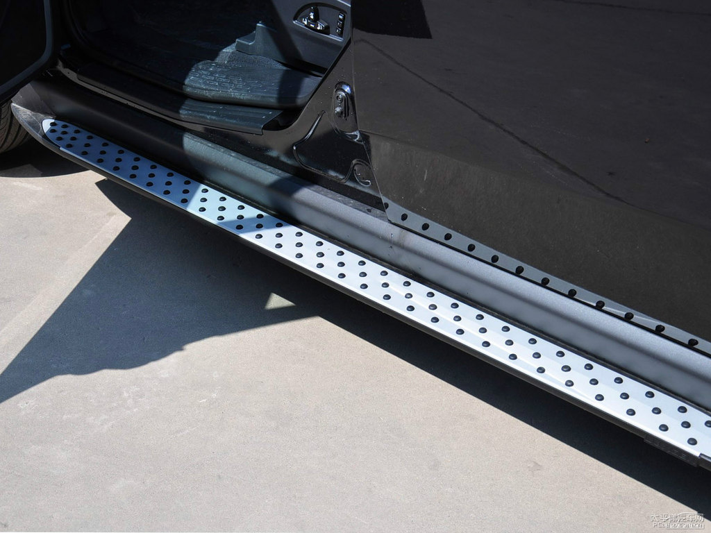 {ǽݴ7 SUV(ni)DƬ