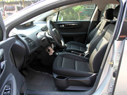 2012款 三廂 1.6L 手動(dòng)品尚型 2012款 三廂 1.6L 手動(dòng)品尚型