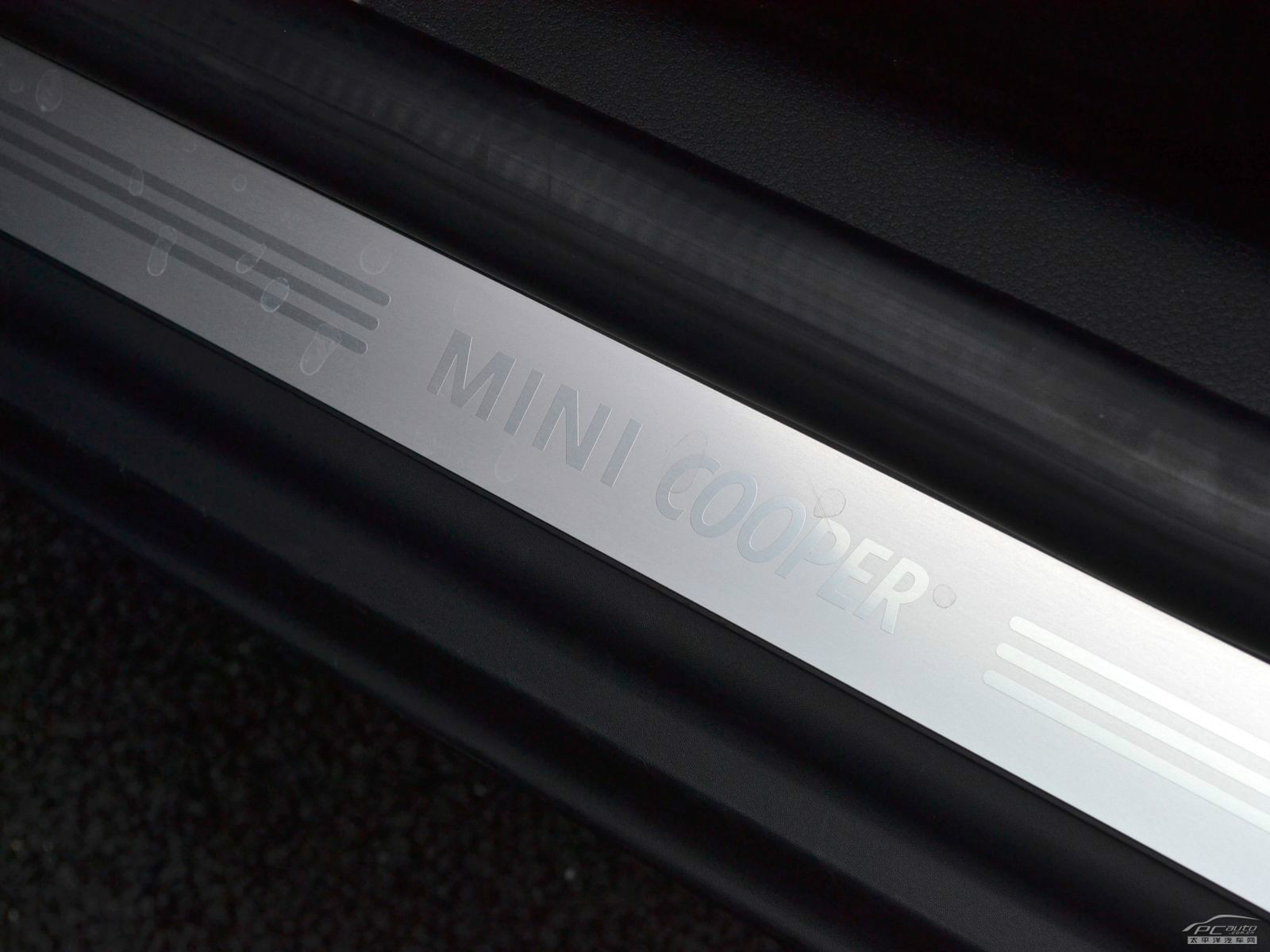 MINI ROADSTER內(nèi)飾高清大圖