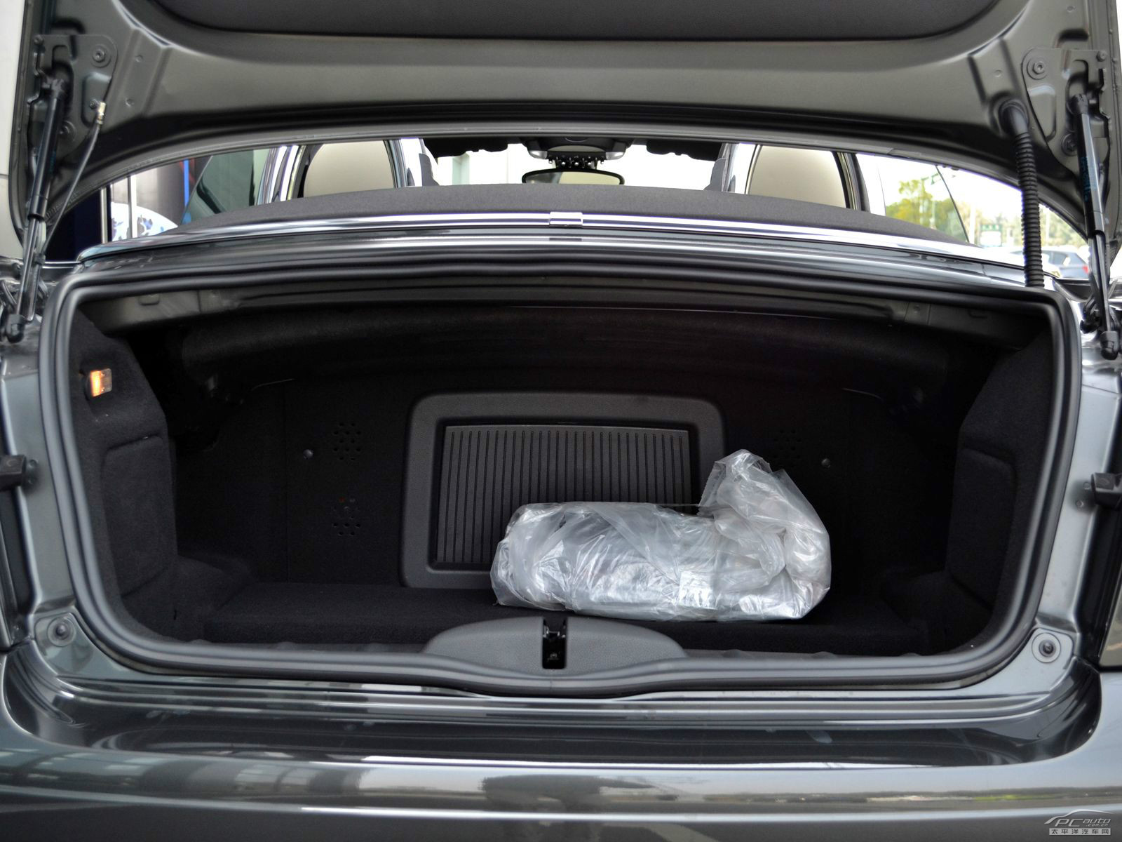 MINI ROADSTER空間高清大圖