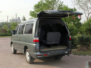 2011款 2.0L C11E-L 手動(dòng)基本版(長(zhǎng)車)