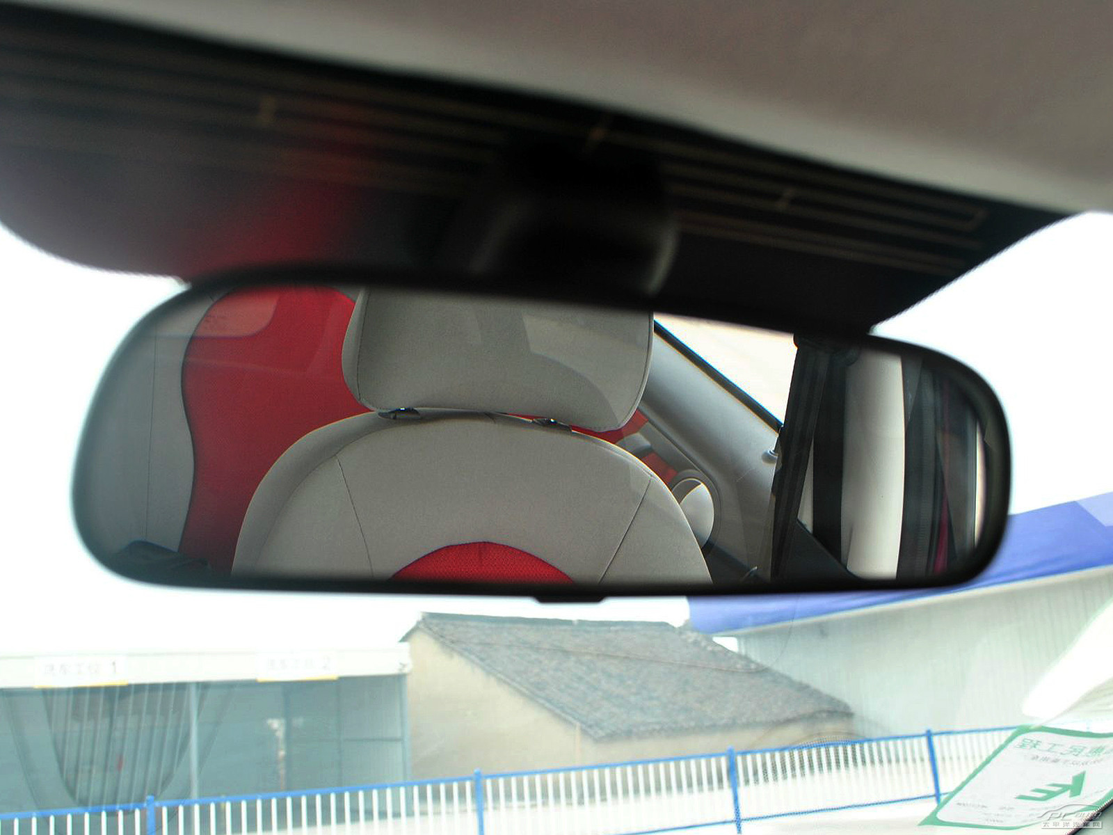 悅悅內(nèi)飾高清大圖