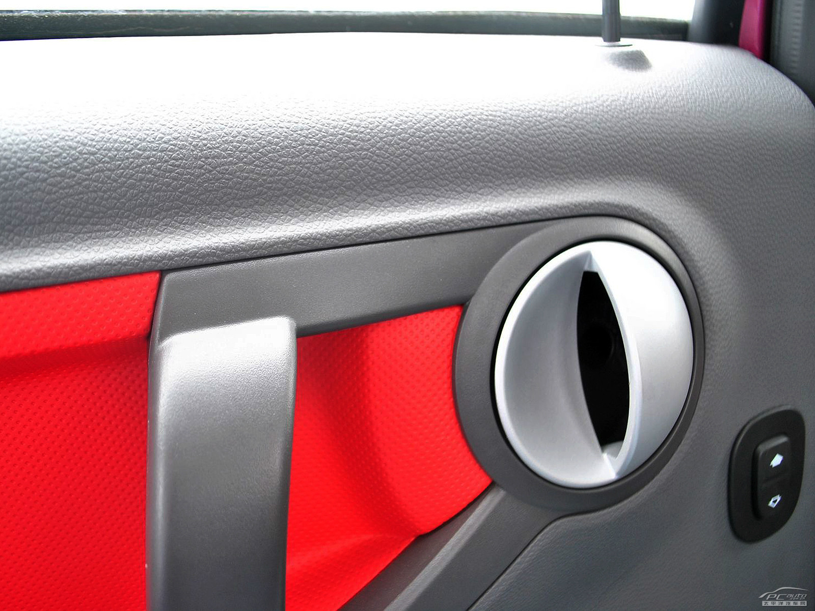 悅悅內(nèi)飾高清大圖