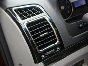 2012款 三廂 1.8L 手動(dòng)豪華型 2012款 三廂 1.8L 手動(dòng)豪華型