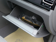 2012款 三廂 1.8L 手動(dòng)豪華型 2012款 三廂 1.8L 手動(dòng)豪華型