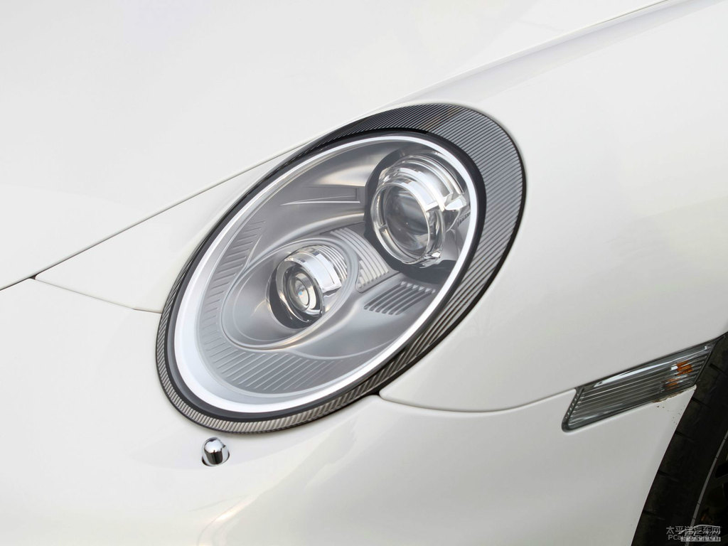 細(xì)花白保時(shí)捷911車頭外觀圖片