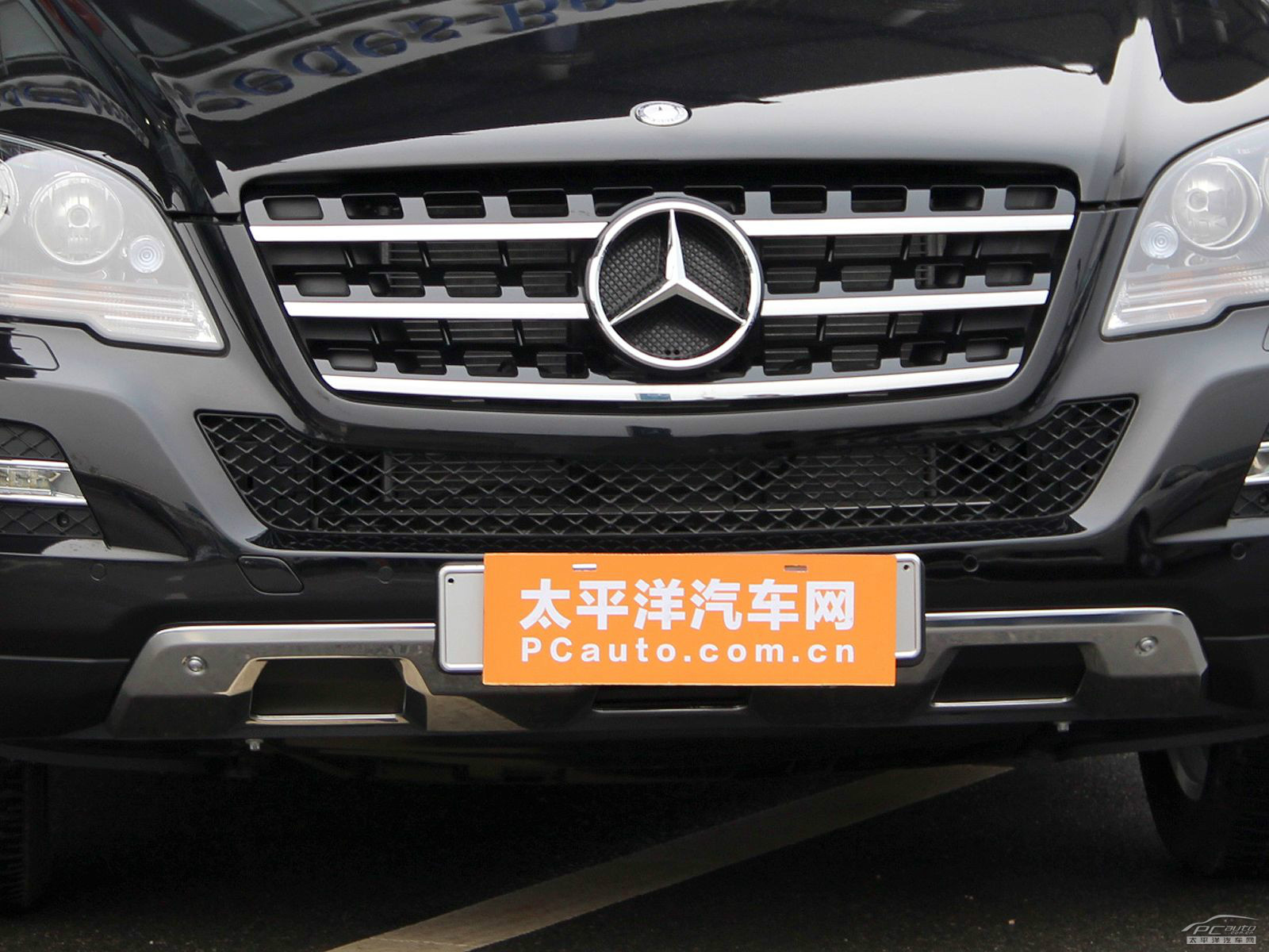 奔馳M級外觀高清大圖
