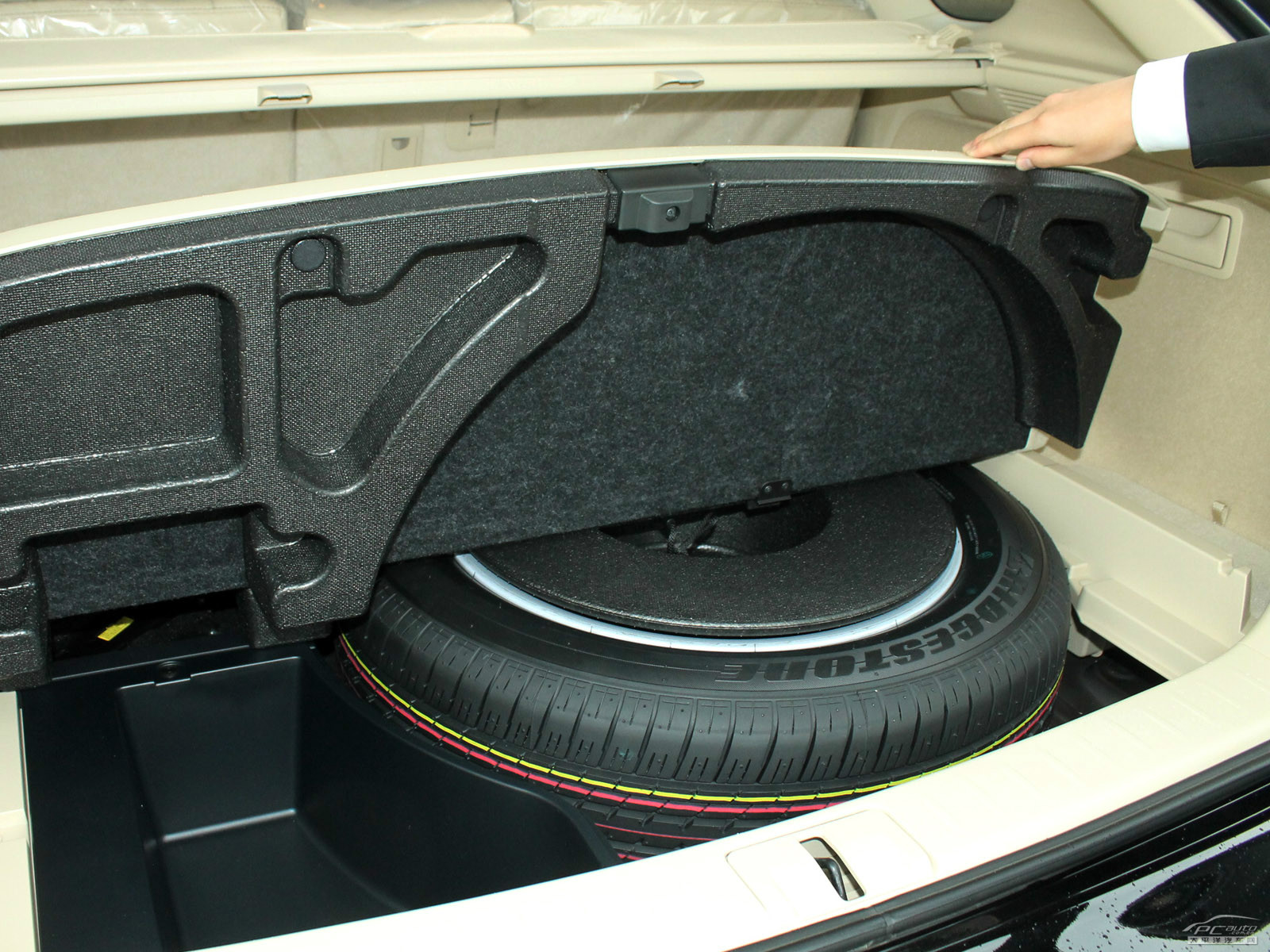 雷克薩斯RX細節(jié)高清大圖