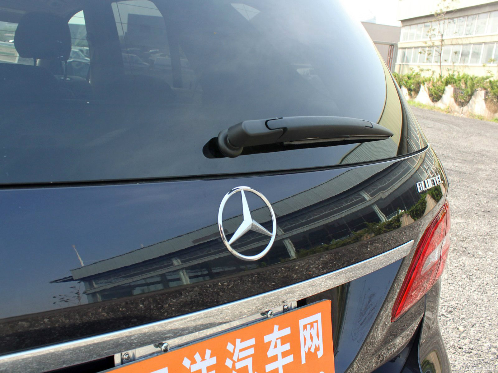 奔馳M級外觀高清大圖